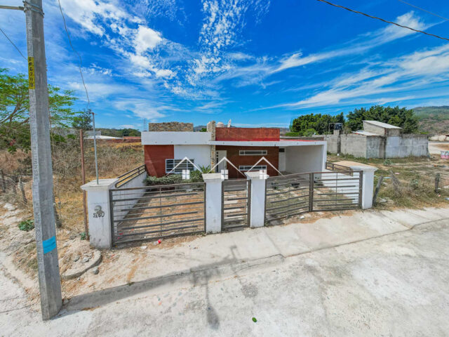 House at El Tuito, Jalisco. With Large Backyard