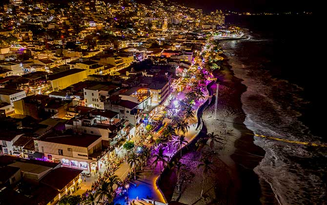 Puerto Vallarta Nightlife 670x420