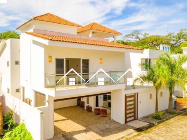 House Los Arboles for Sale in Bucerias, Nay